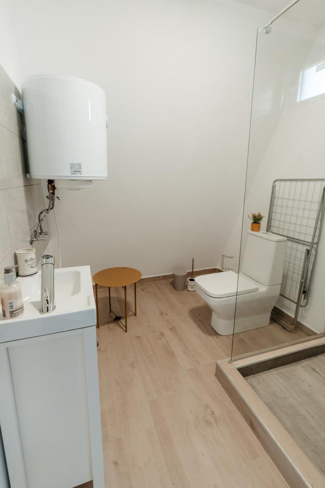 Rontau Cavo Village- Cabins Rental Baile 1 Mai מראה חיצוני תמונה