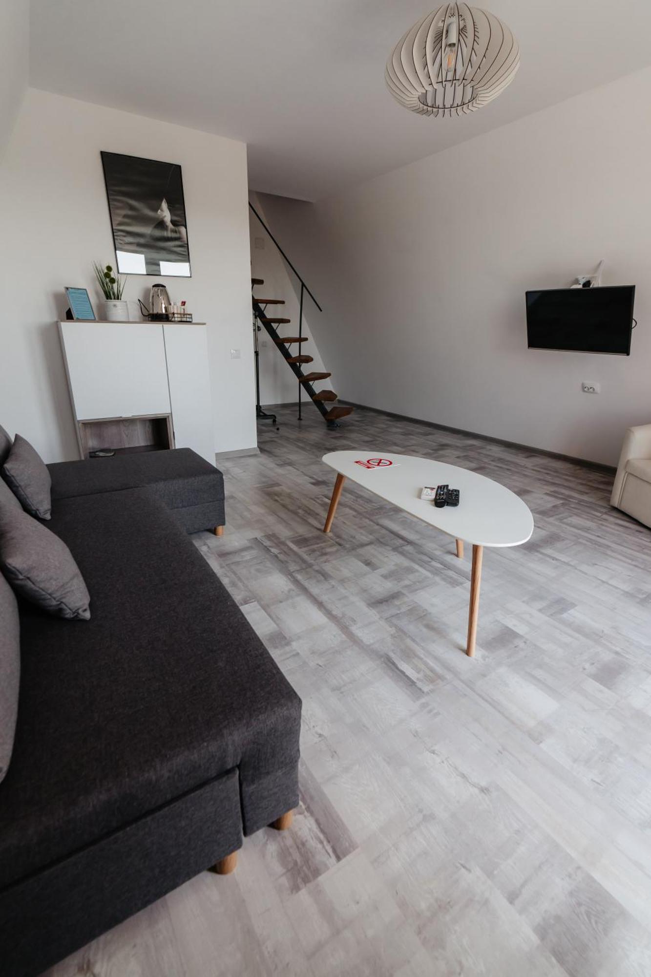 Rontau Cavo Village- Cabins Rental Baile 1 Mai מראה חיצוני תמונה