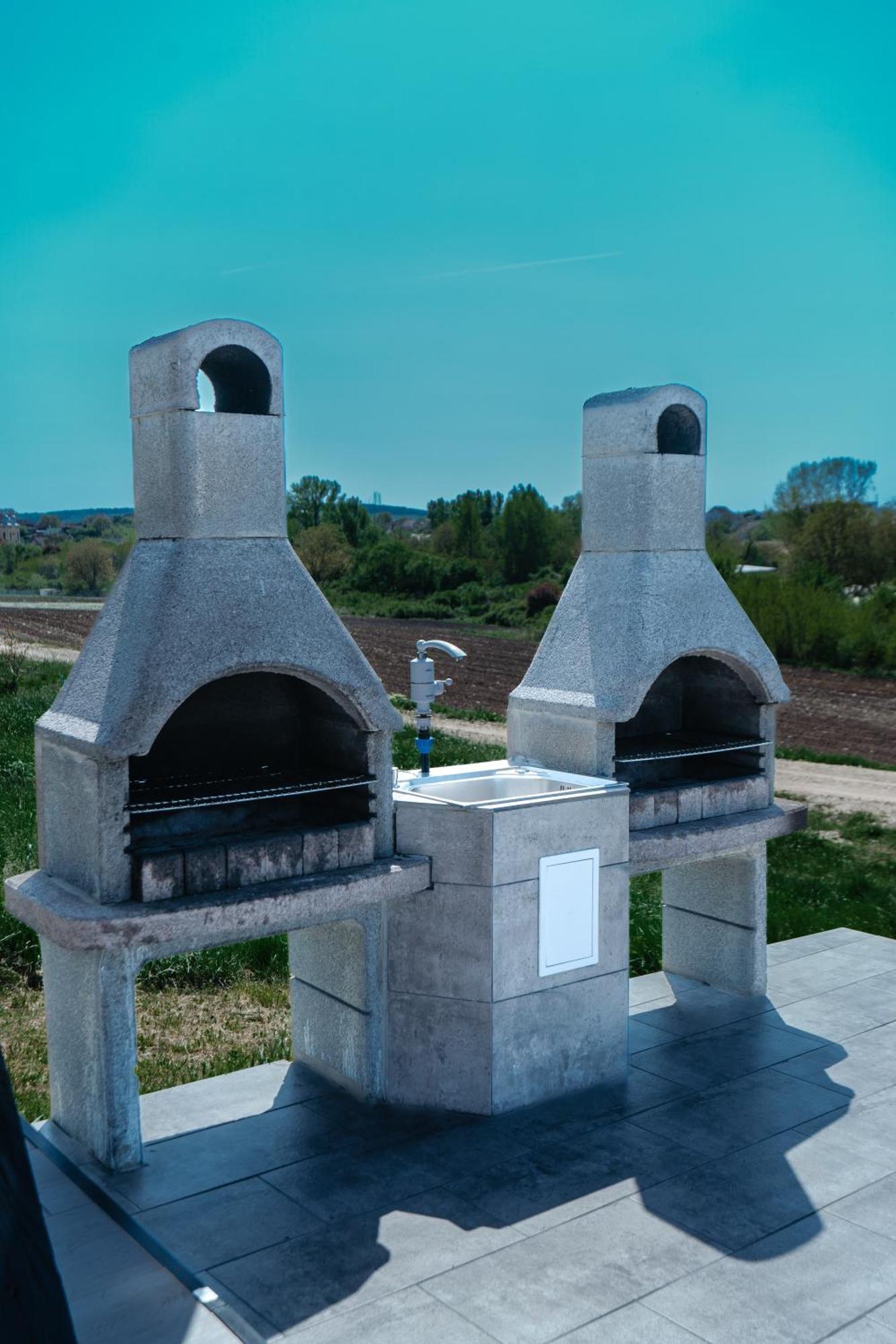 Rontau Cavo Village- Cabins Rental Baile 1 Mai מראה חיצוני תמונה